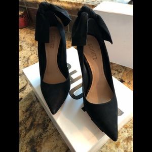 Schultz NWT black suede heels 6.5
